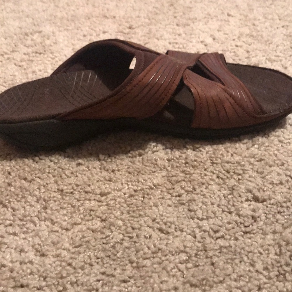 Sandals - Picture 3 of 3